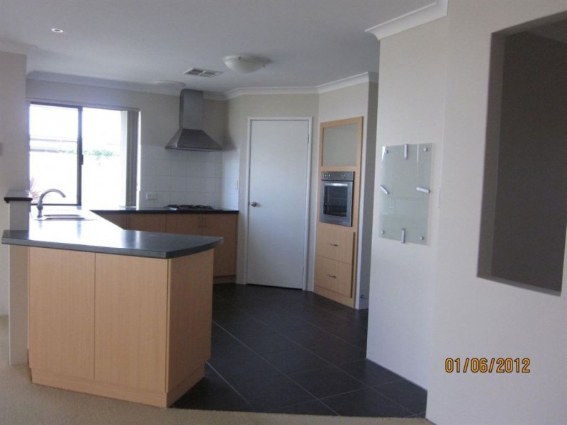 30 Salton Way, Secret Harbour WA 6173