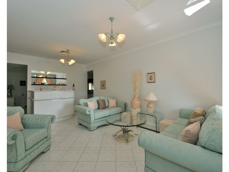 196 Fendam Street, Warnbro WA 6169