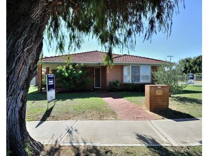 123 Gloucester Cres, Shoalwater WA 6169