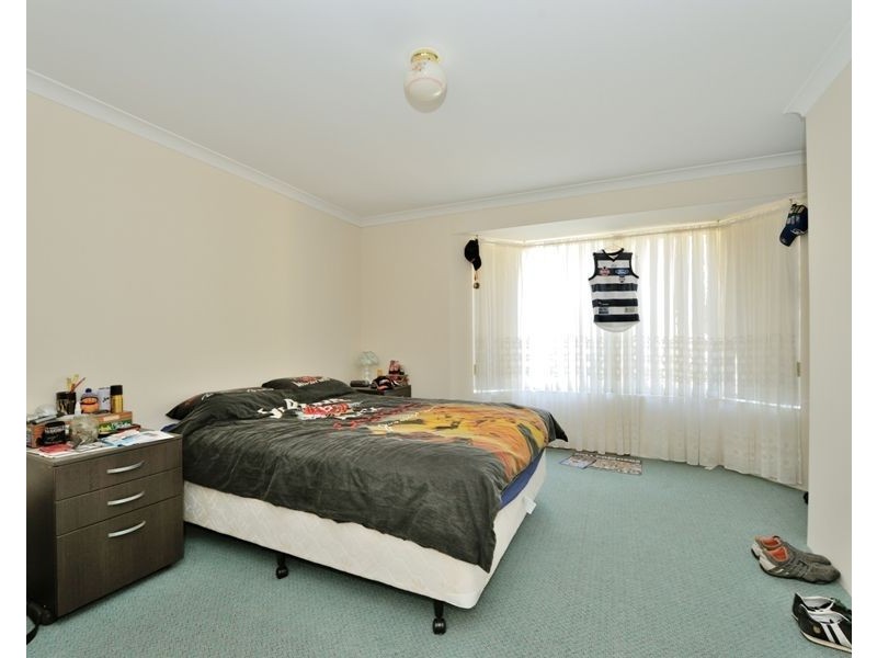 123 Gloucester Cres, Shoalwater WA 6169