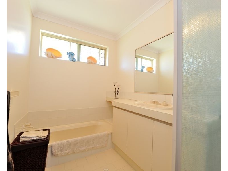 123 Gloucester Cres, Shoalwater WA 6169