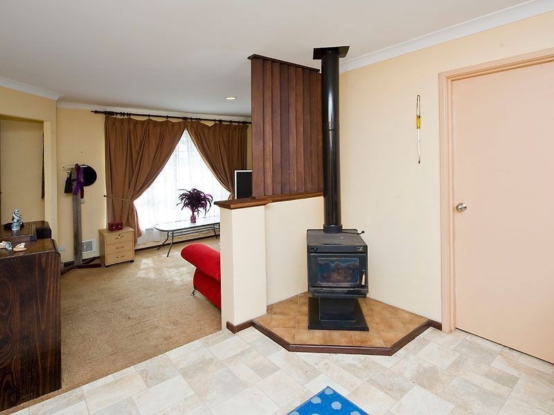 33 Stainer Avenue, Rockingham WA 6168