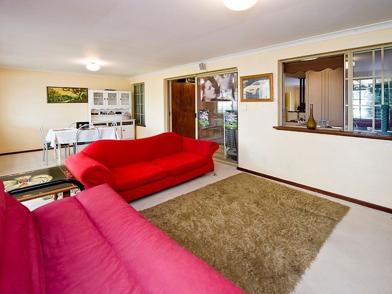 33 Stainer Avenue, Rockingham WA 6168