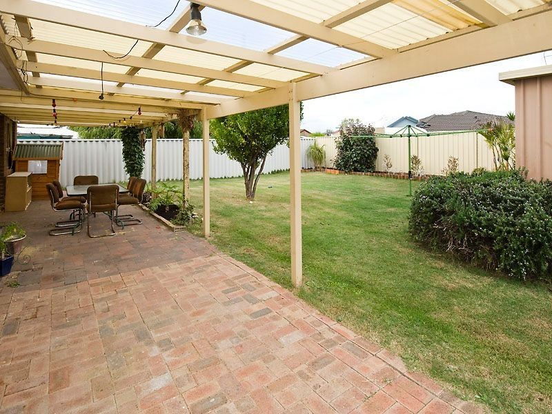 33 Stainer Avenue, Rockingham WA 6168