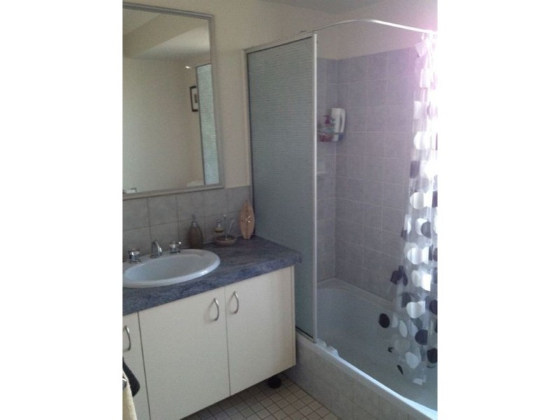 2 Spyglass Court, Safety Bay WA 6169