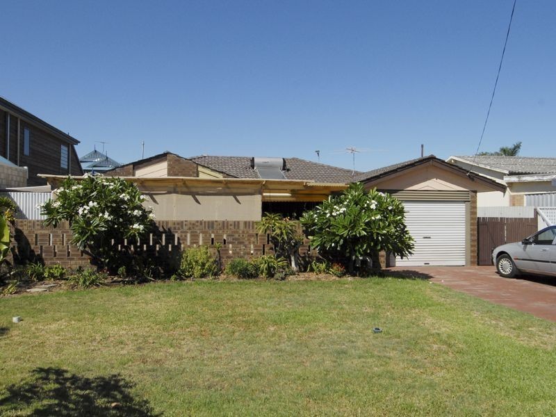 13 Harrison Street, Rockingham WA 6168