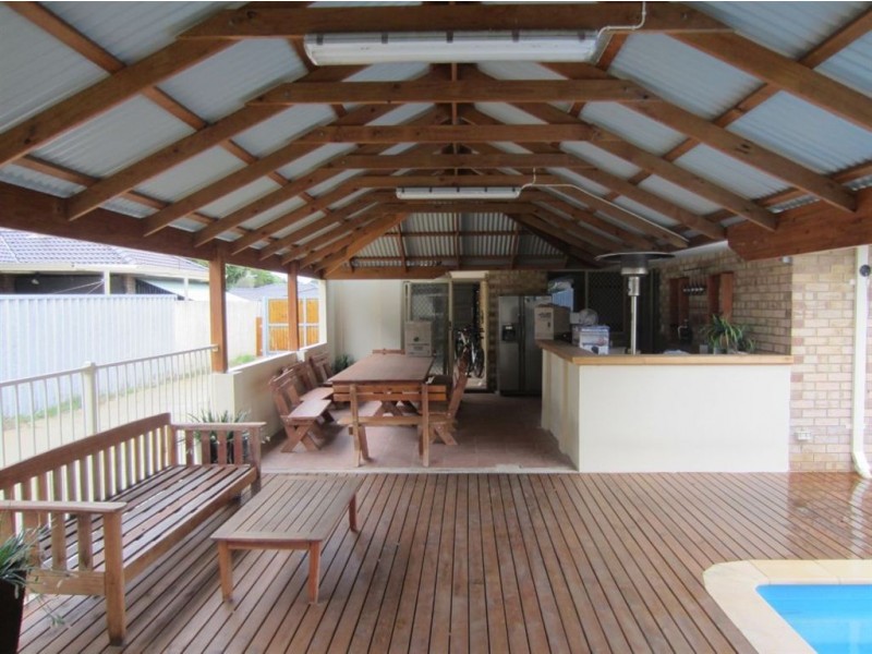 77 Kurrajong Road, Safety Bay WA 6169