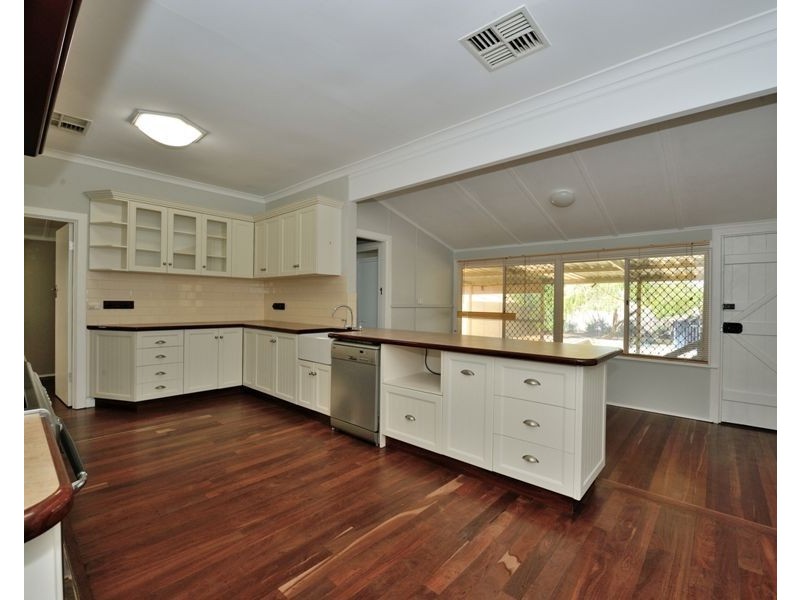 7 Griggs Way, Rockingham WA 6168