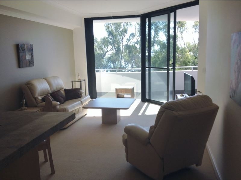 18/21 Rockingham Beach Road, Rockingham WA 6168