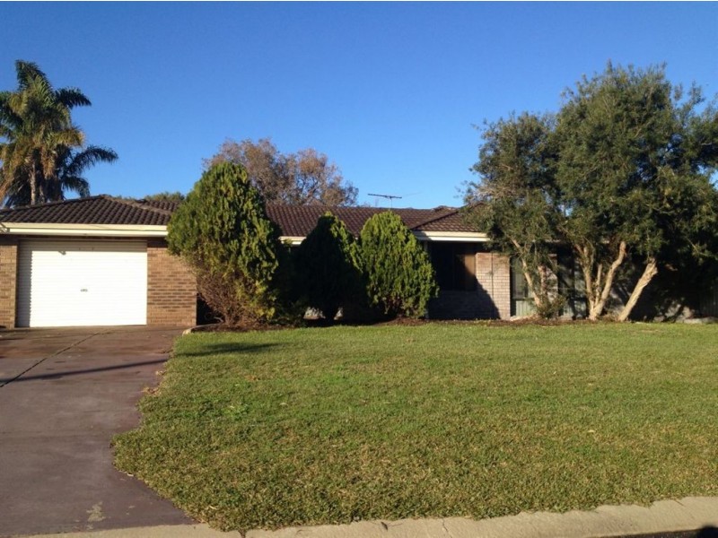 31 Leeder Street, Safety Bay WA 6169