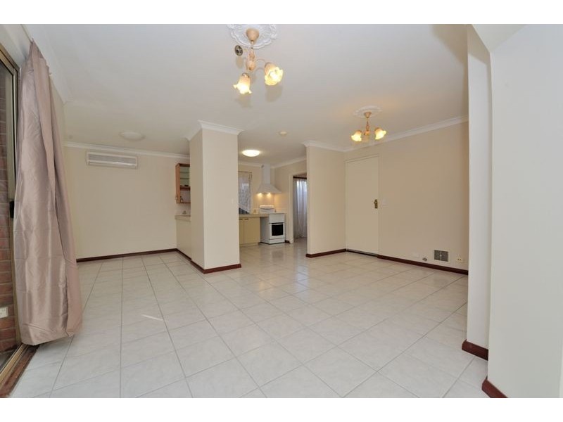 4/13 Baralda Court, Rockingham WA 6168