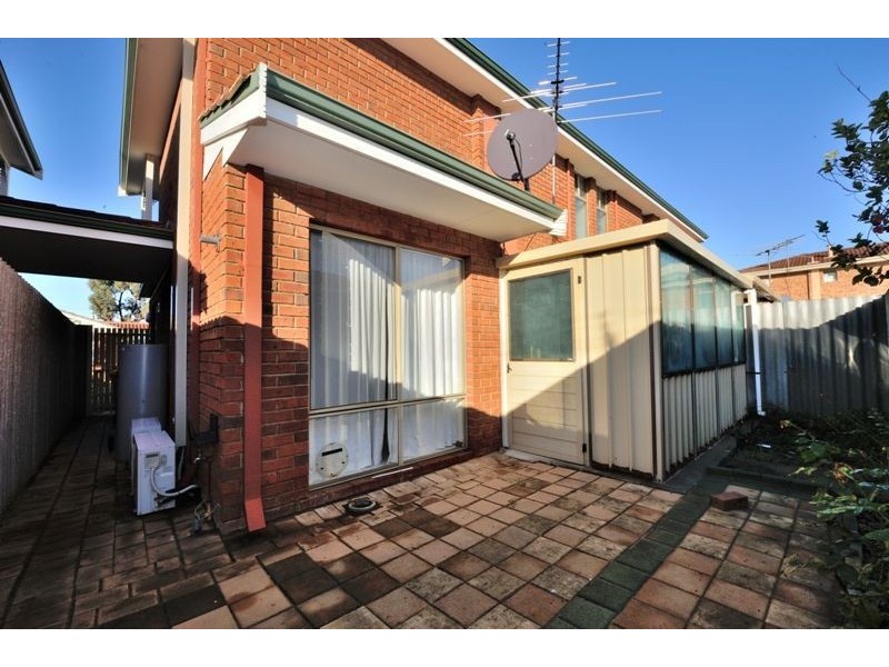 4/13 Baralda Court, Rockingham WA 6168