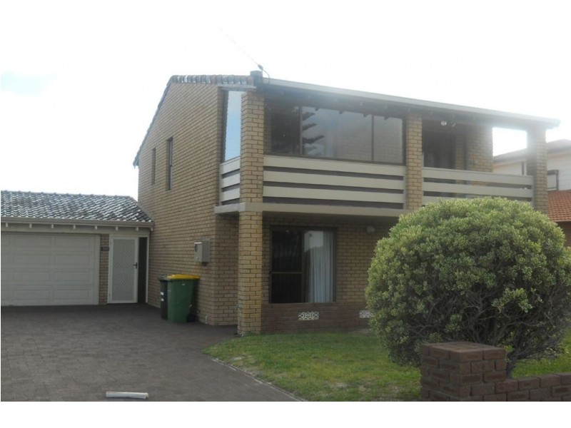 382 Safety Bay Road, Safety Bay WA 6169