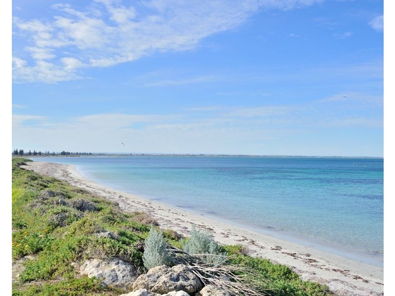 5/168 Arcadia Drive, Shoalwater WA 6169