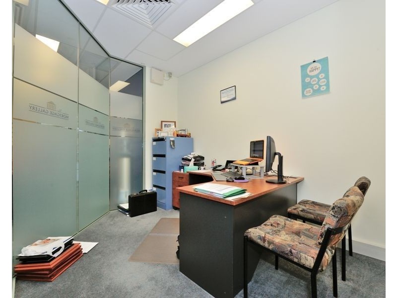 2/5-7 Railway Terrace, Rockingham WA 6168