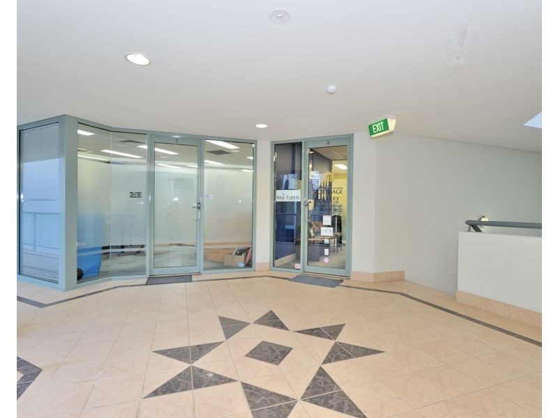 2/5-7 Railway Terrace, Rockingham WA 6168