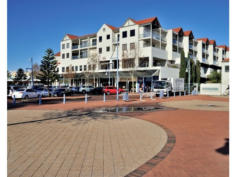 2/5-7 Railway Terrace, Rockingham WA 6168