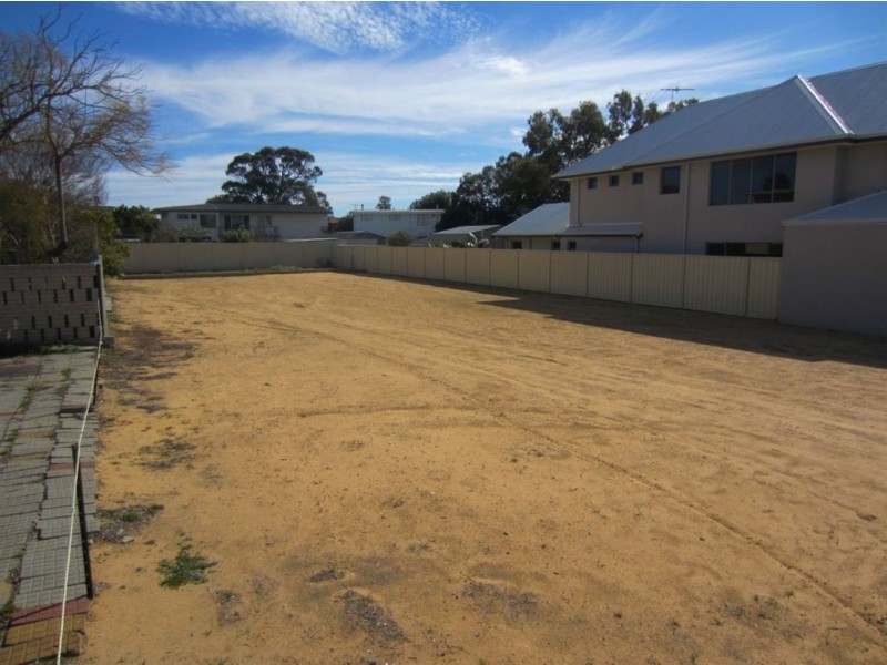 21 Bell Street, Rockingham WA 6168