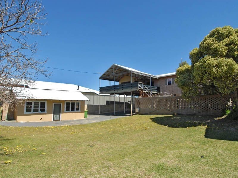 19 Churchill Avenue, Shoalwater WA 6169