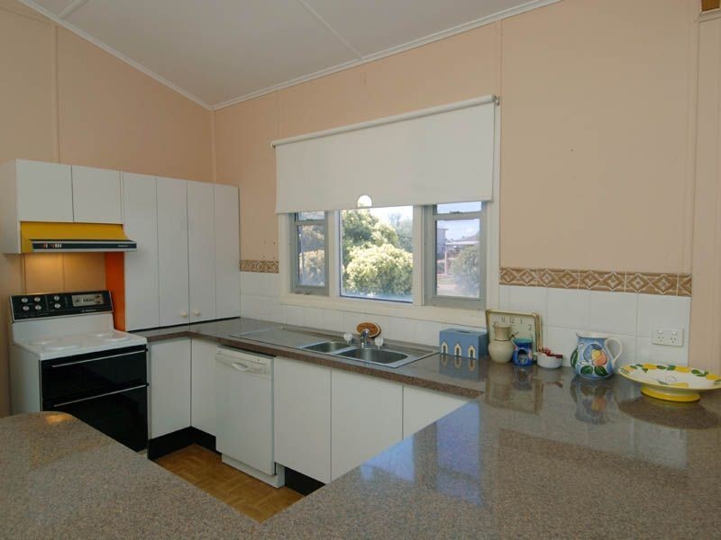 19 Churchill Avenue, Shoalwater WA 6169