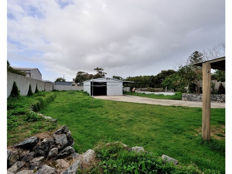 39 Smythe Street, Rockingham WA 6168