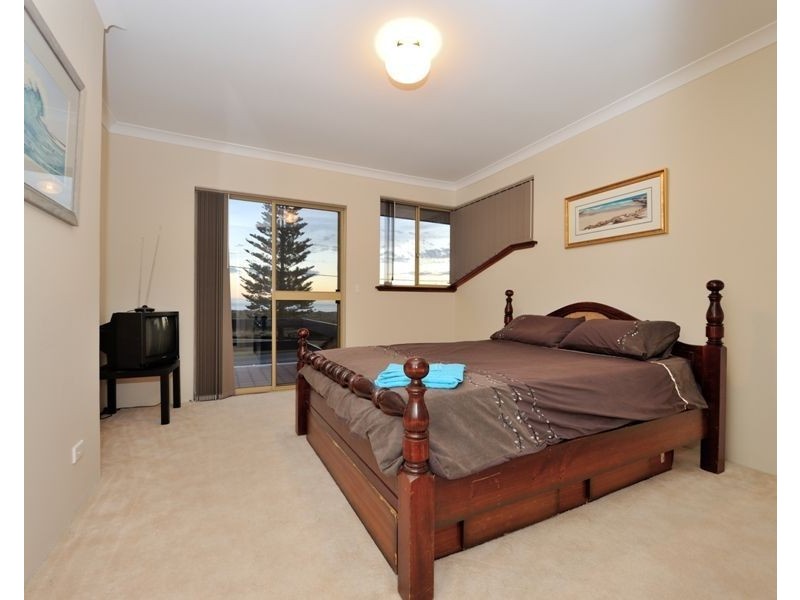 248 Safety Bay Road, Safety Bay WA 6169