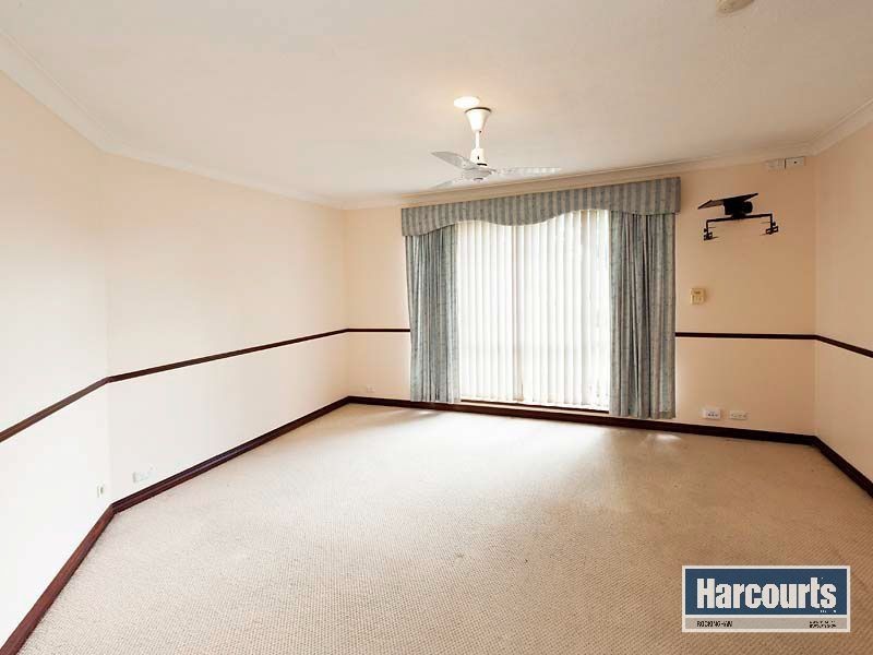 4 Lancier Place, Rockingham WA 6168