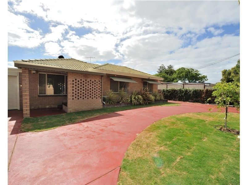 144 Safety Bay Road, Shoalwater WA 6169