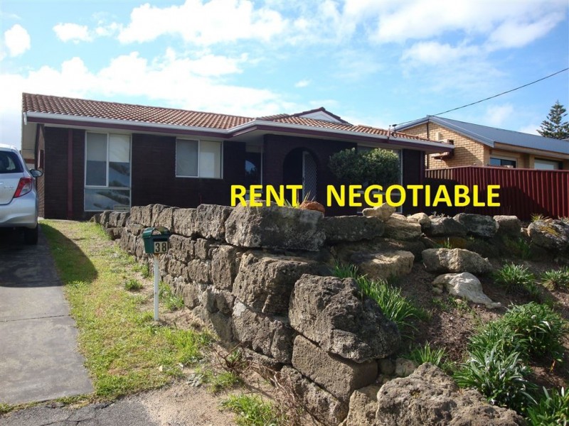 38 Warnbro Beach Road, Safety Bay WA 6169