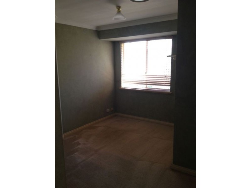 42 Triton Avenue, Waikiki WA 6169