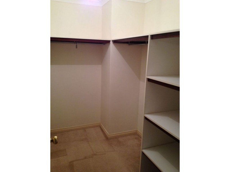 42 Triton Avenue, Waikiki WA 6169