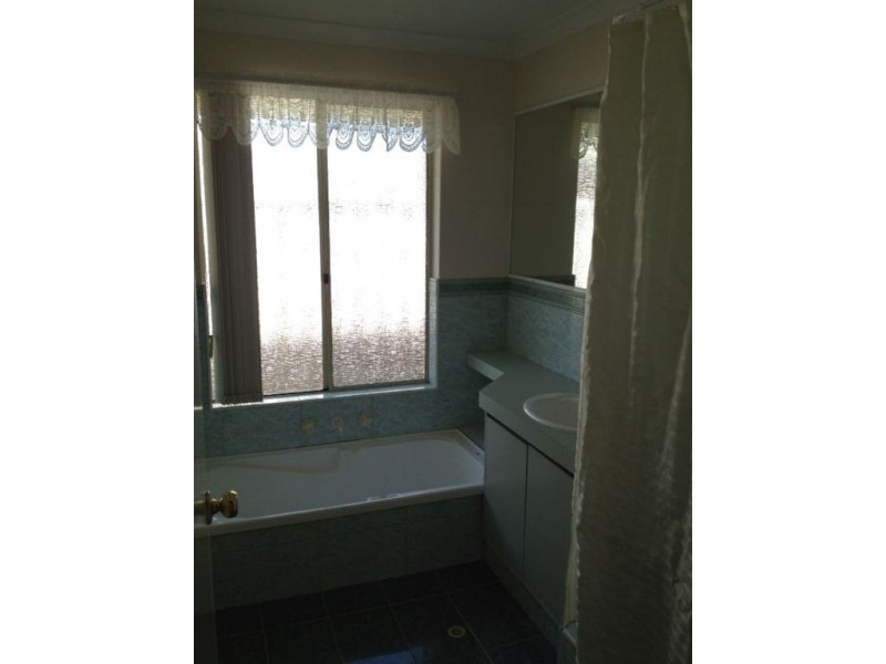 42 Triton Avenue, Waikiki WA 6169