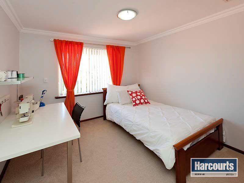 27 Donald Drive, Safety Bay WA 6169