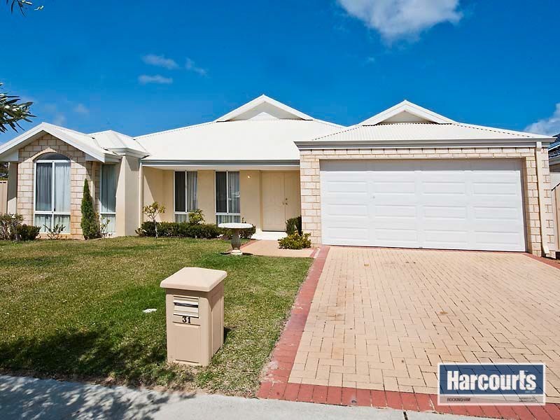31 Almond Avenue, Shoalwater WA 6169