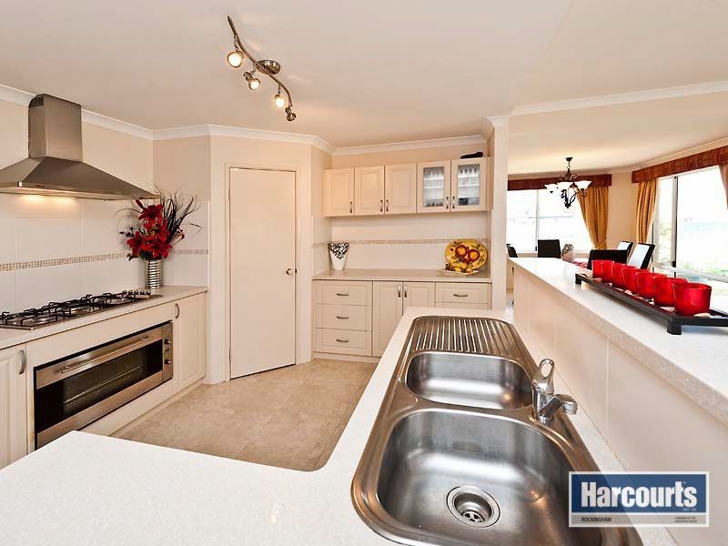 31 Almond Avenue, Shoalwater WA 6169