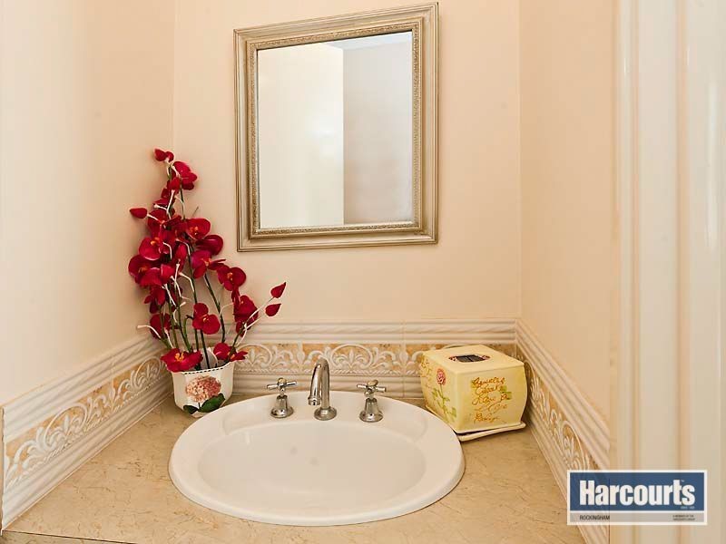 31 Almond Avenue, Shoalwater WA 6169