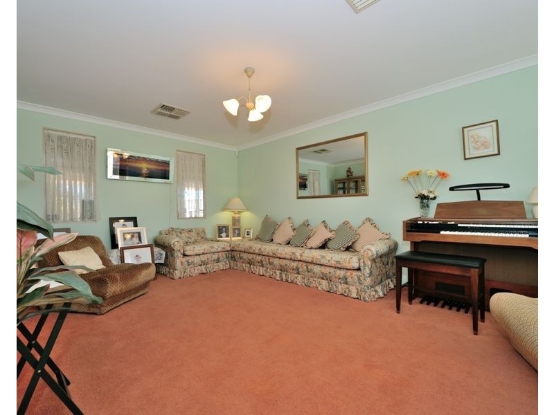 5 Fremont Crescent, Secret Harbour WA 6173