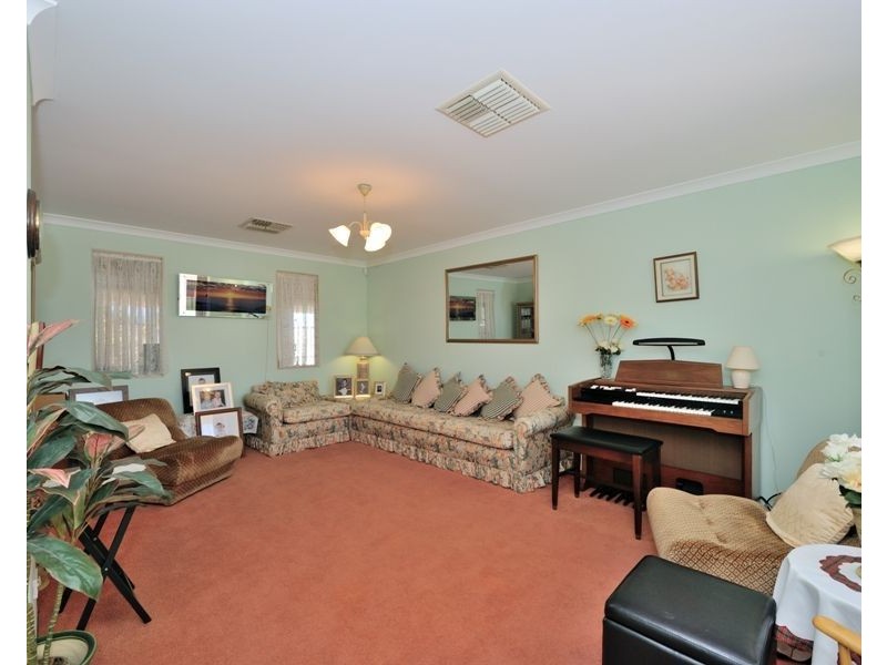 5 Fremont Crescent, Secret Harbour WA 6173