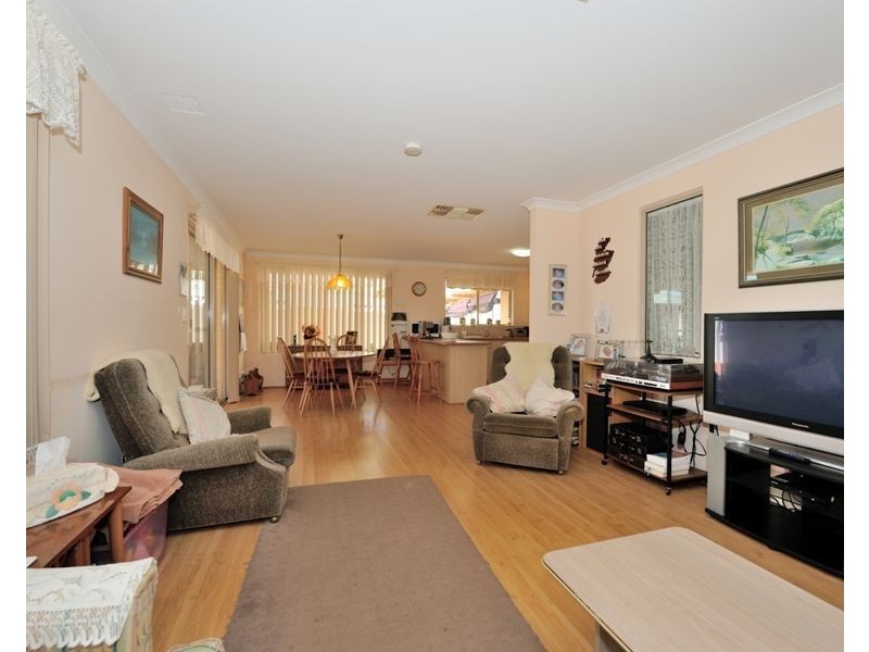 5 Fremont Crescent, Secret Harbour WA 6173