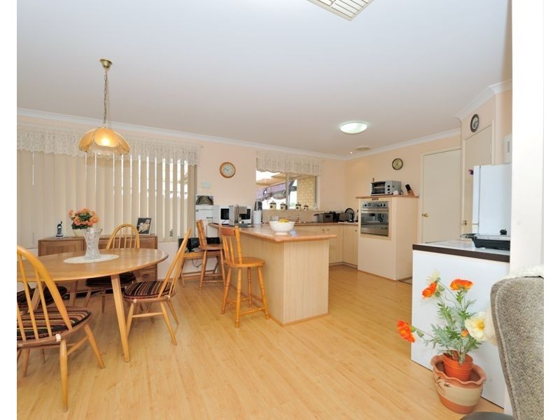 5 Fremont Crescent, Secret Harbour WA 6173