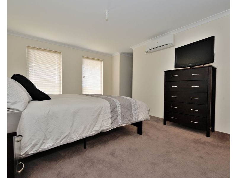 16 Amethyst Approach, Wellard WA 6170