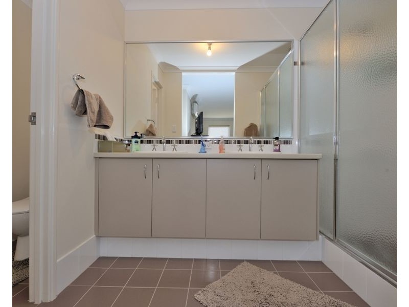 16 Amethyst Approach, Wellard WA 6170