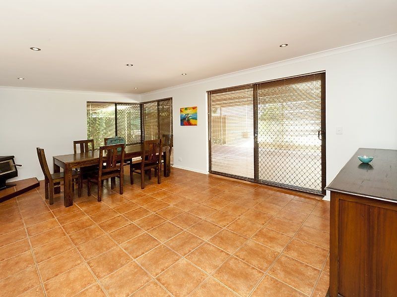 24 Viking Road, Waikiki WA 6169