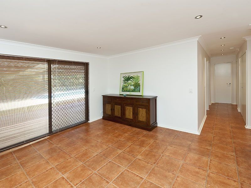 24 Viking Road, Waikiki WA 6169