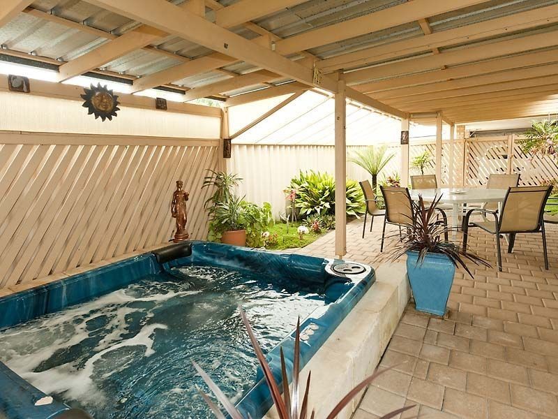 48 Cumberland Way, Waikiki WA 6169