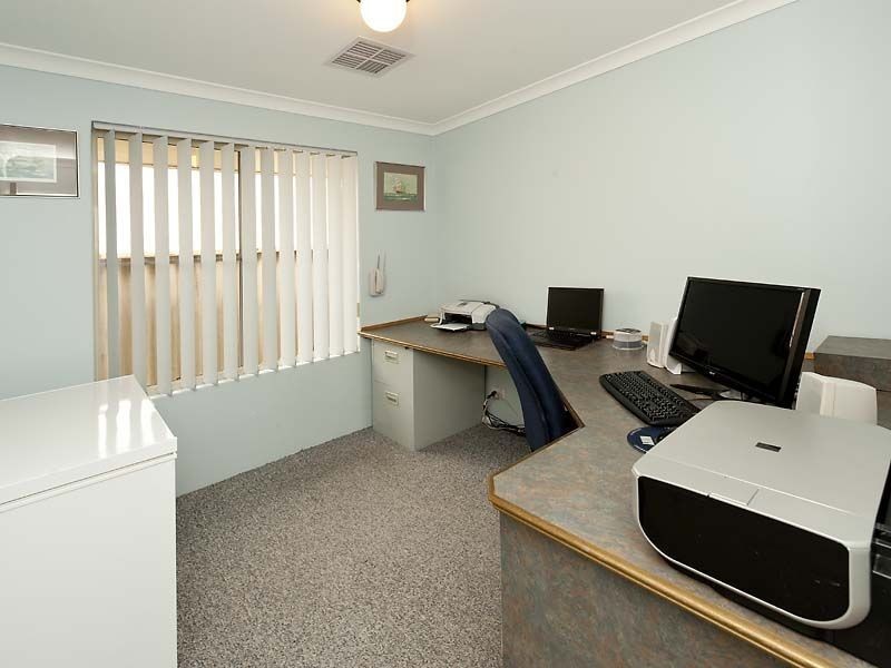 48 Cumberland Way, Waikiki WA 6169