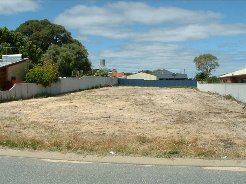 20 Boolardy Street, Golden Bay WA 6174