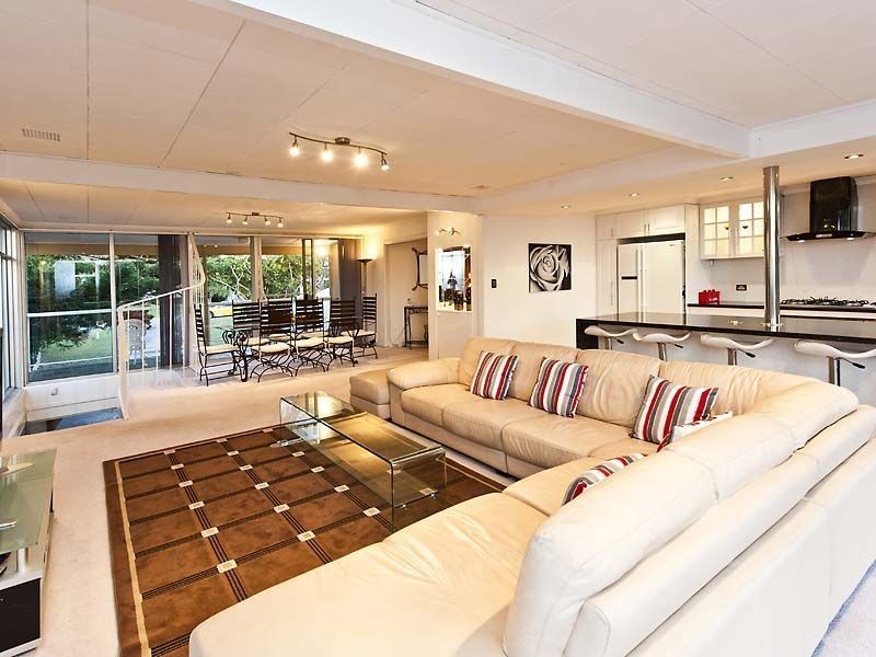 15 Churchill Avenue, Shoalwater WA 6169