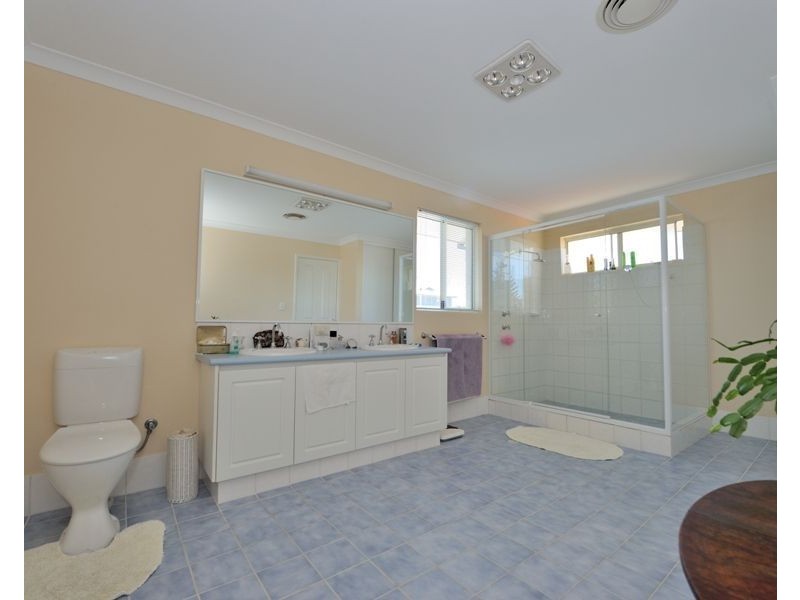 52 Arcadia Drive, Shoalwater WA 6169