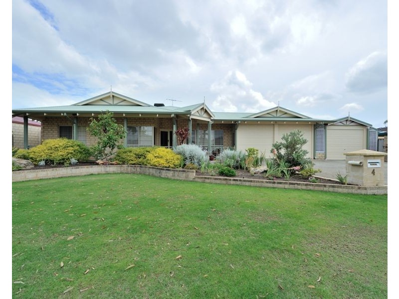 4 Grenada Place, Safety Bay WA 6169